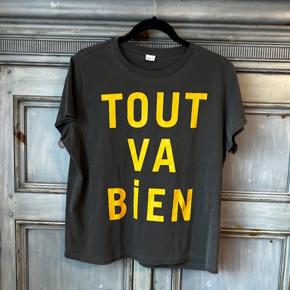 Clare V. Tout Va Bien Classic Tee in Faded Black ( Dark Gray ) Size XL - Picture 4 of 9
